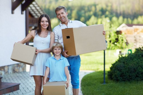 Packing and boxing belongings for long-term storage in Bermondsey