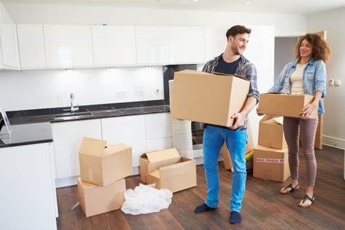 Local Bermondsey storage facility supporting moving and business needs